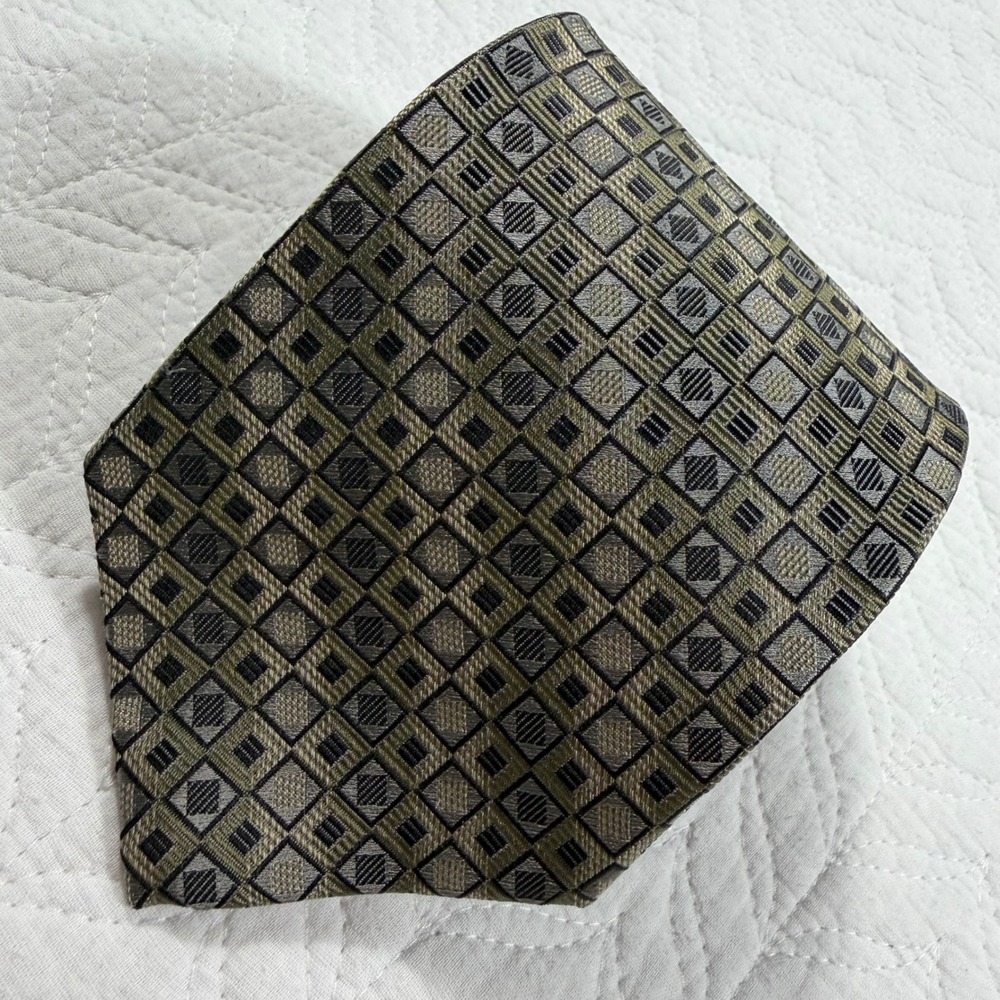 Louis Roth‎ Mens 100% Silk Tie Geometric Pattern Khaki Black Silver New